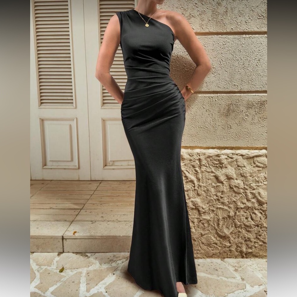 Luxe black one shoulder party formal evening gown dress - Picture 7 of 8